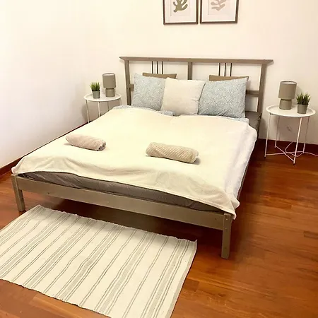 Apartment Vera - Old Town, Ac, Balcony *