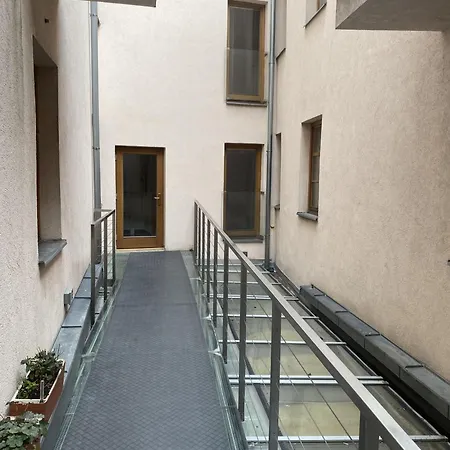 Vera - Old Town, Ac, Balcony Apartment Bratislava