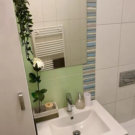 Vera - Old Town, Ac, Balcony Apartament