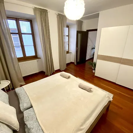 Vera - Old Town, Ac, Balcony Apartament *